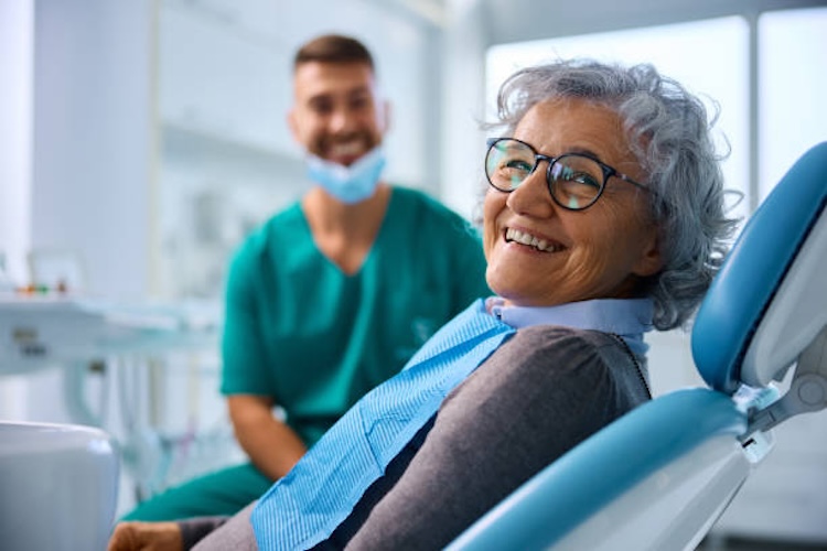 tratamientosd-de-conducto-sin-dolor-tu-salud-bucal-en-manos-expertas 2